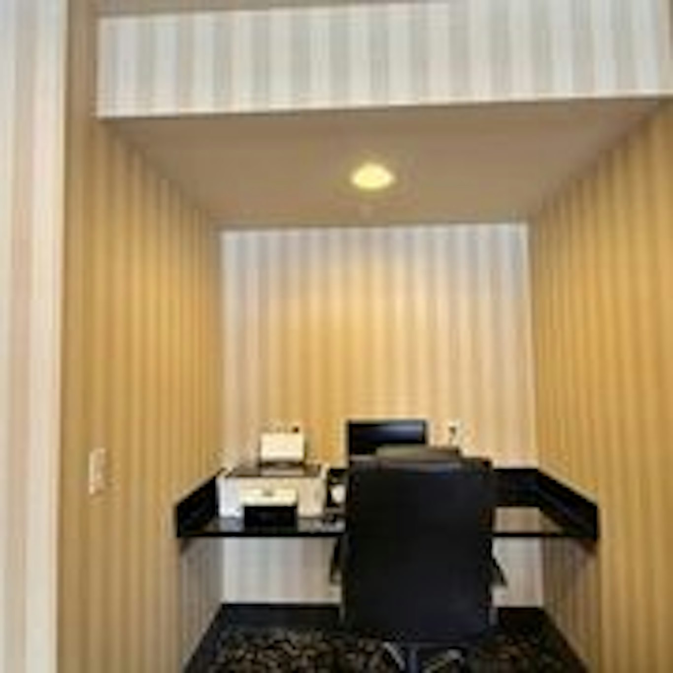 Cobblestone Inn & Suites -- Brillion, WI 35/40