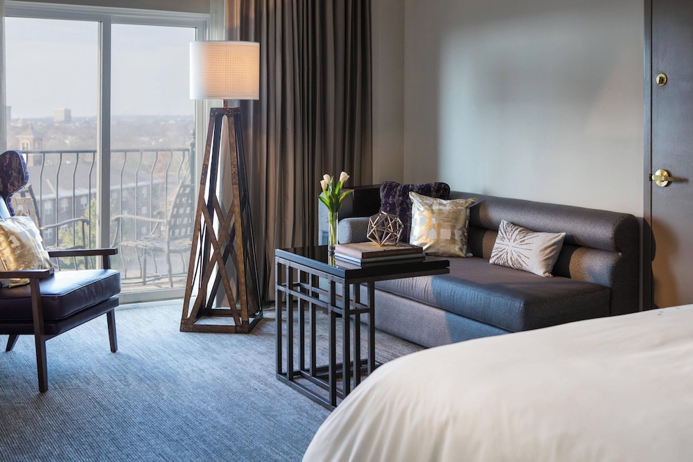 Renaissance Waterford Oklahoma City Hotel 9/50