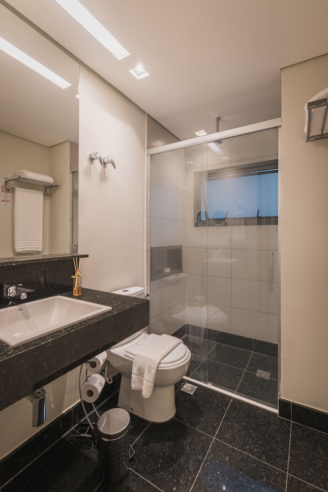 Royal Jardins Boutique Hotel 12/67