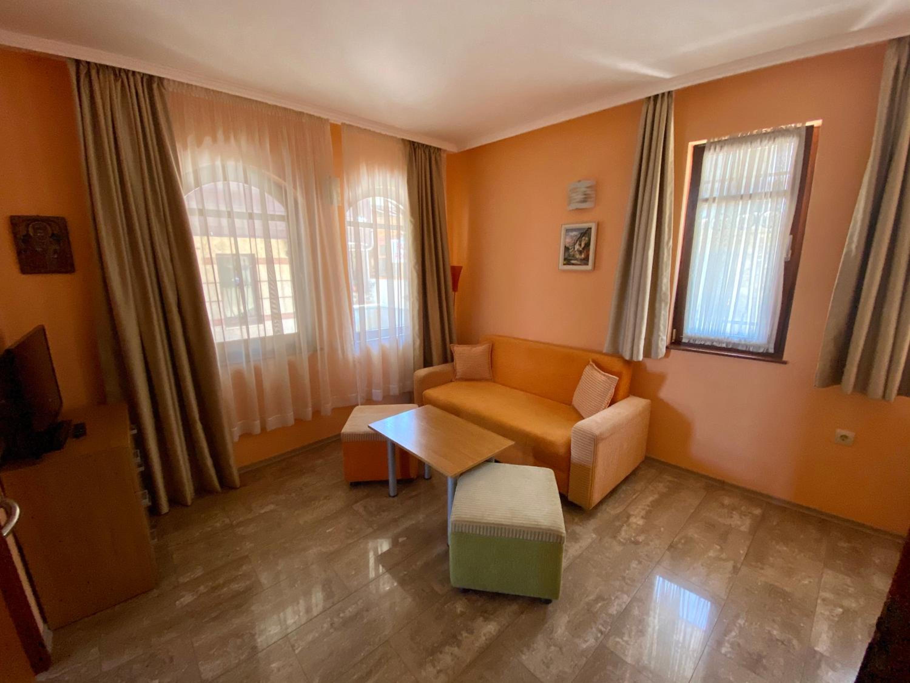 Hotel Saint Nikola 10/18