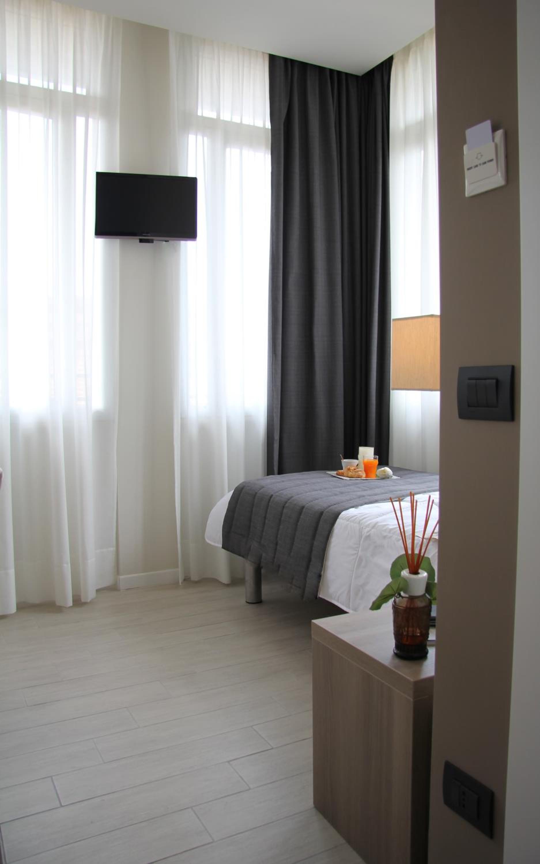 غرفة مفردة، Hotel Zara Milano 2/9