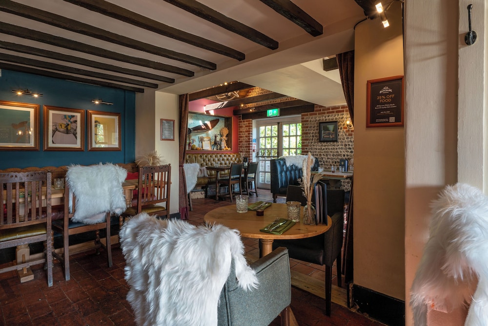 The Royal Oak Inn 37/50