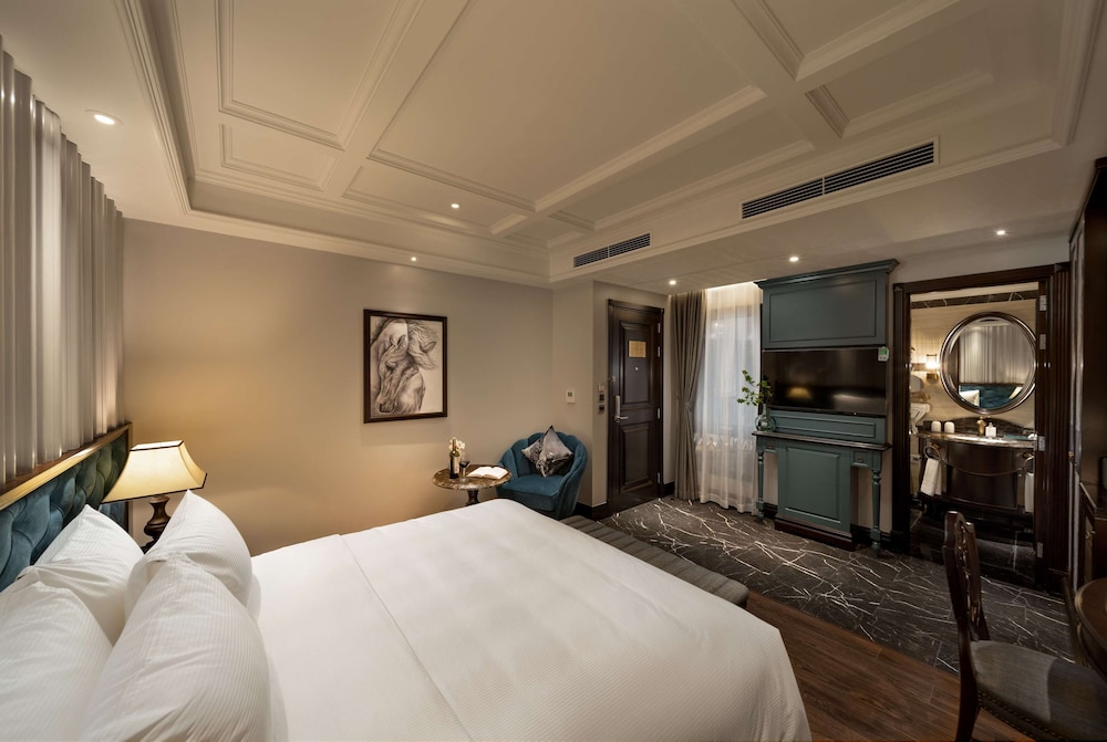 EXECUTIVE, DOUBLE BED