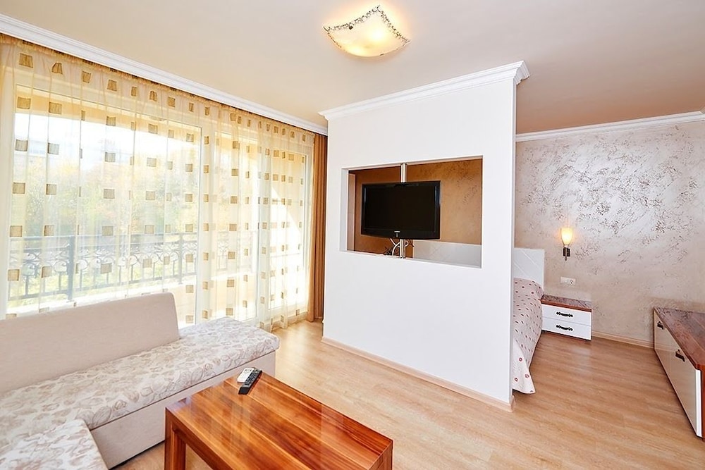 Penelope Palace Apart Hotel 18/87
