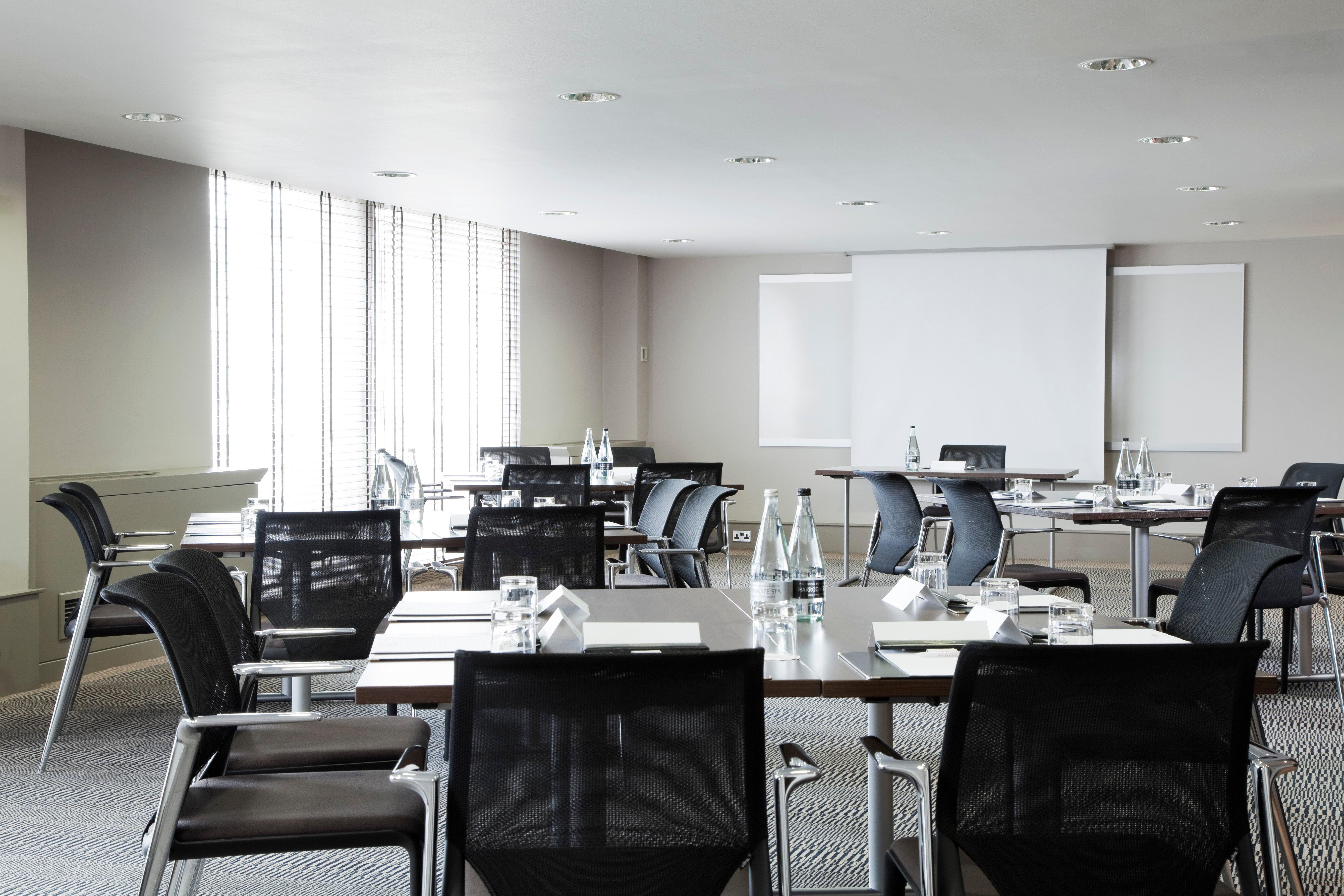 Crowne Plaza London - Heathrow 40/50