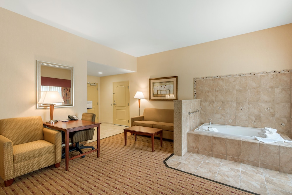 Hampton Inn And Suites Arcata 14/42