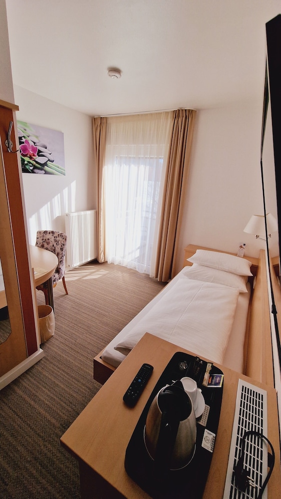 Hotel Garni Metzingen 29/49
