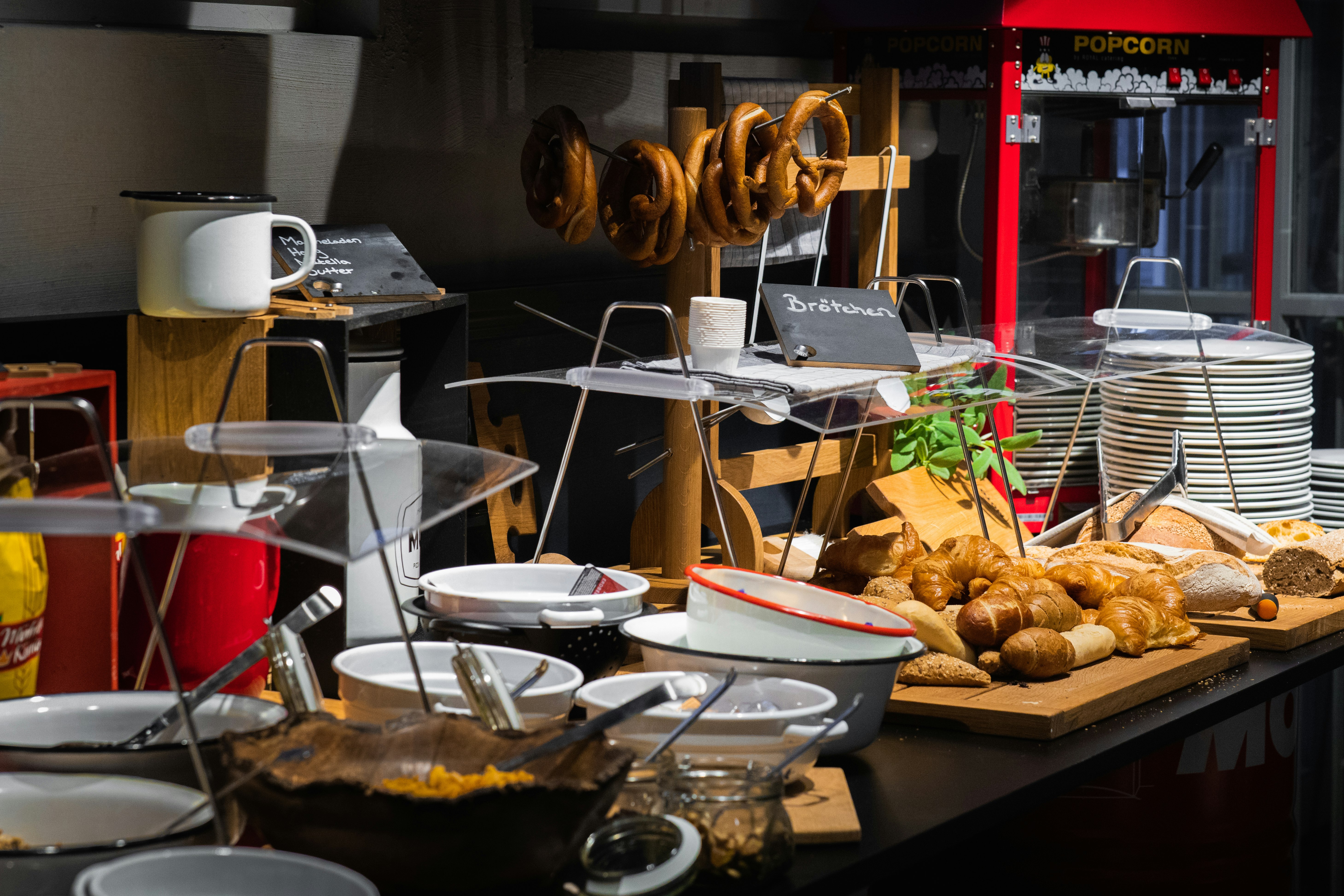V8 Hotel Koln @ Motorworld 17/34