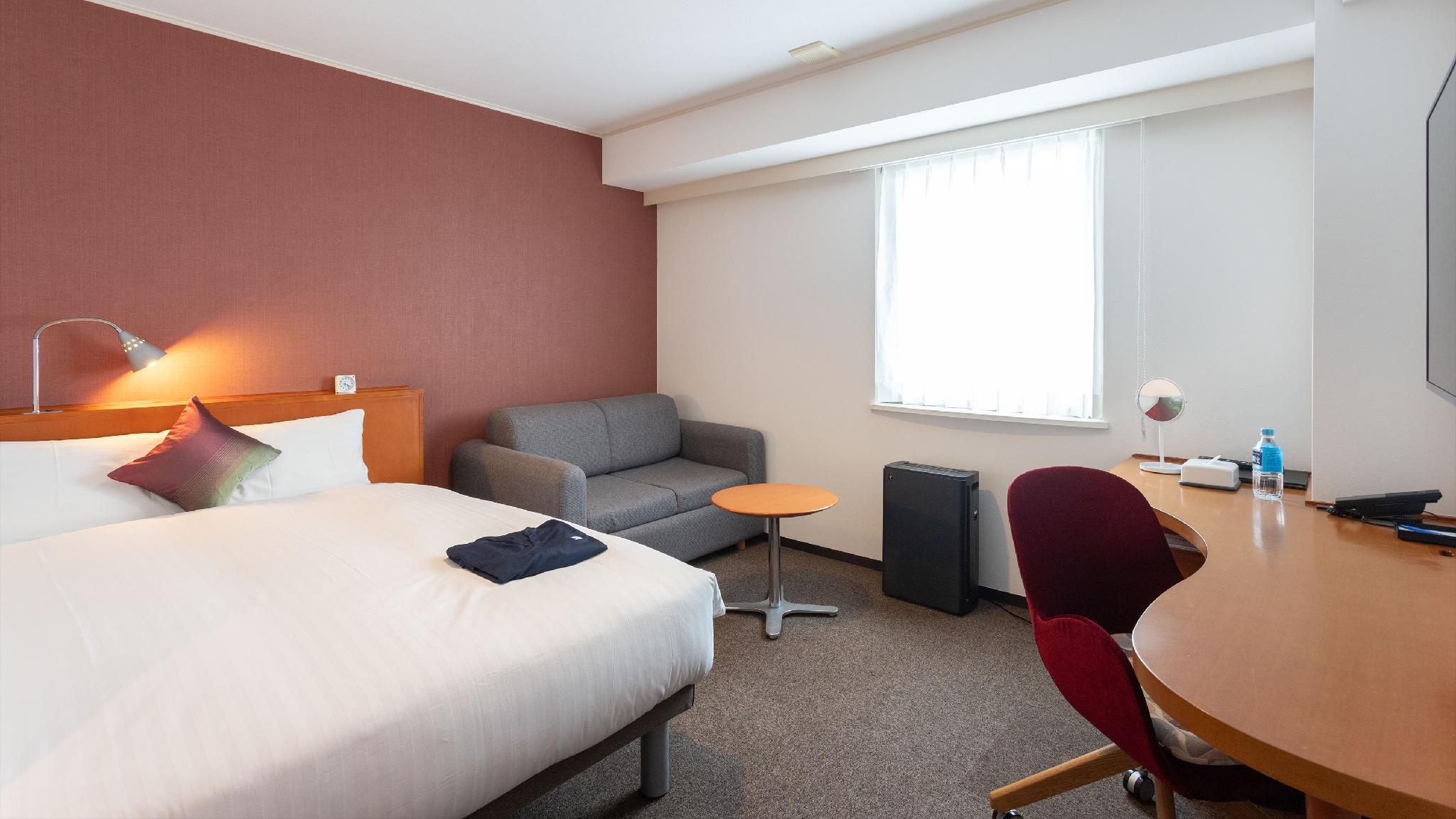 Female Dorm, Deluxe, Single, Double Bed