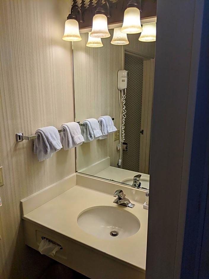 ClubHouse Inn West Yellowstone 25/25