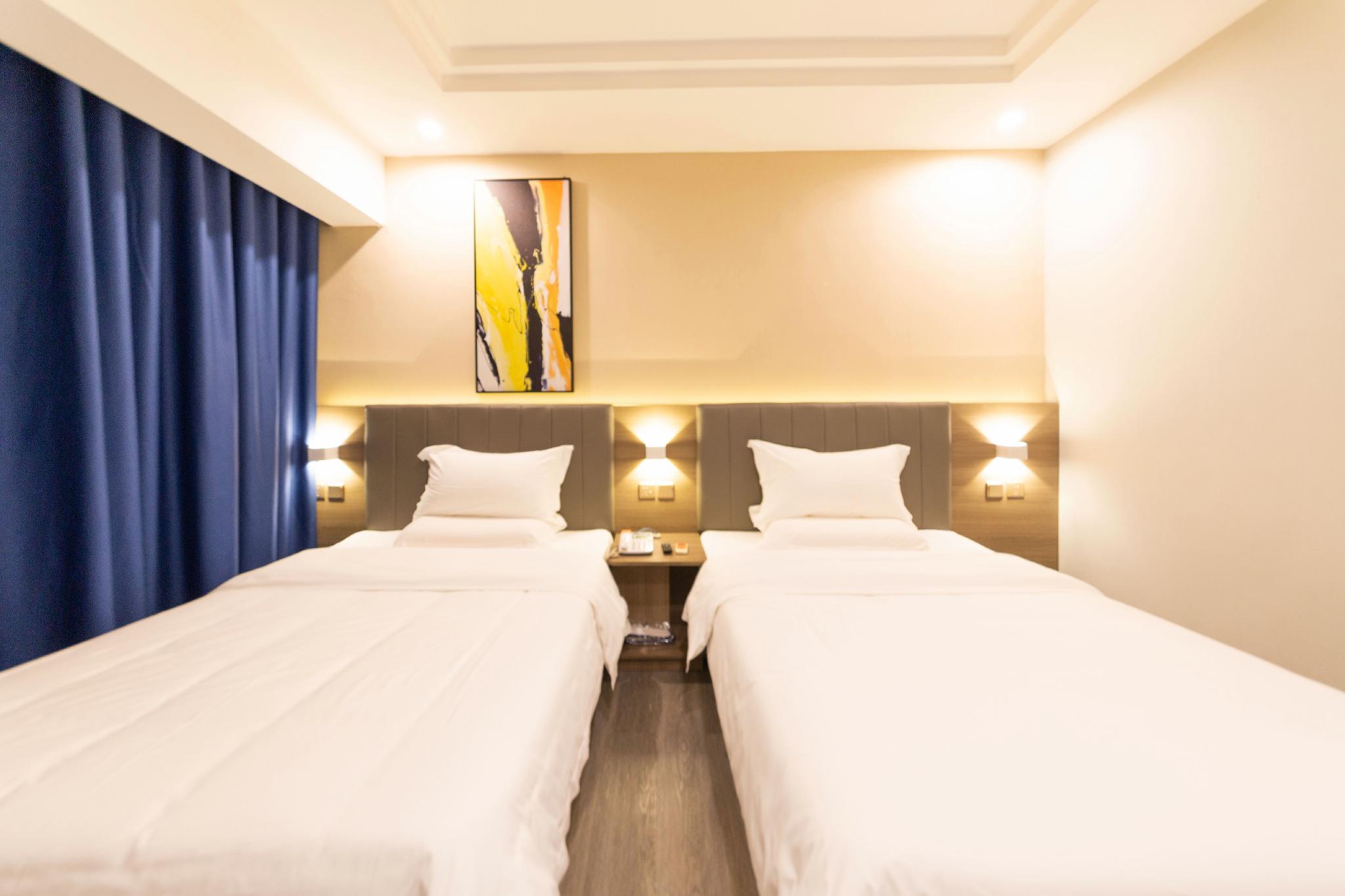 7 Days Inn (Guangzhou Chenjiaci Metro Station II) 7/23