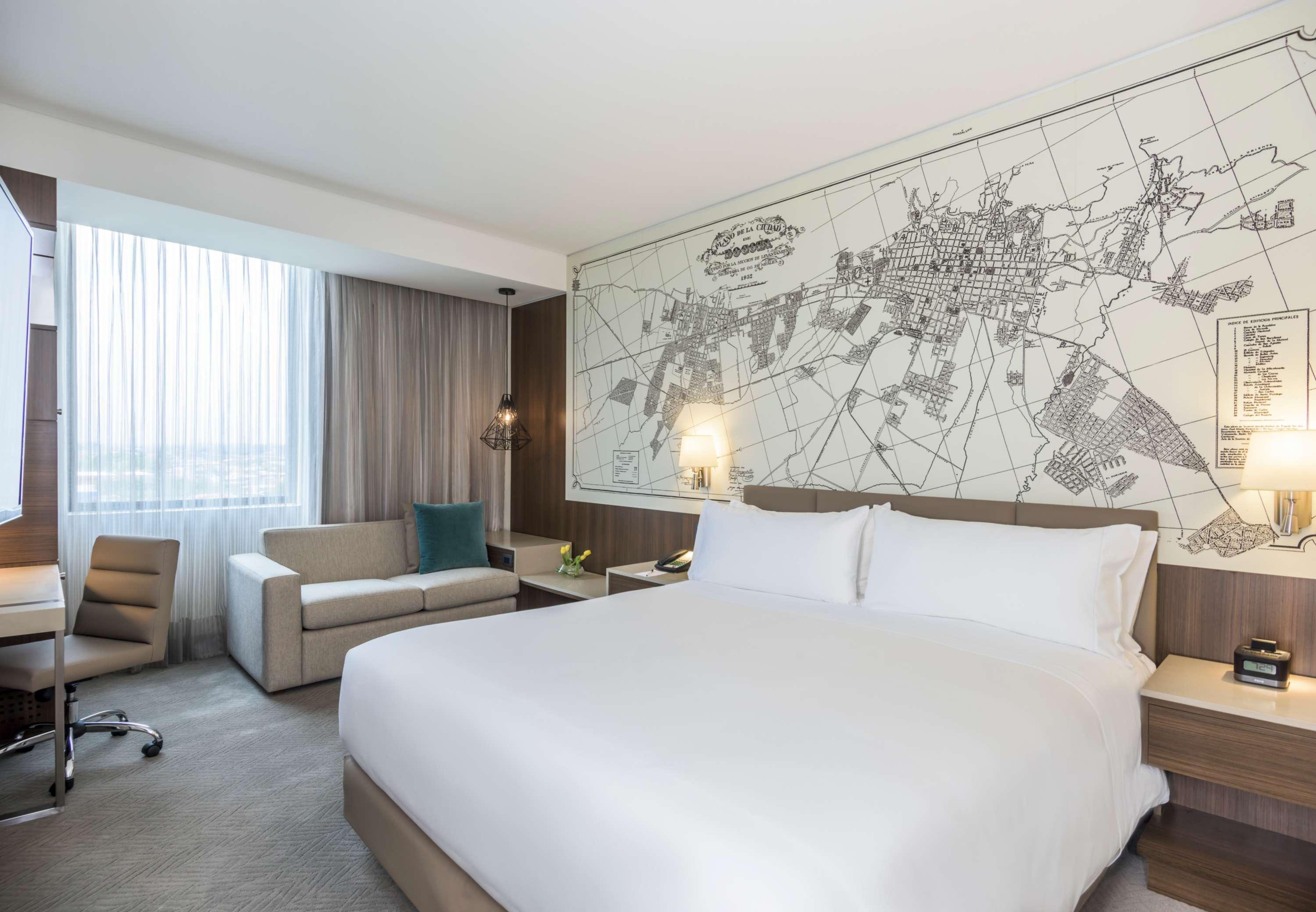 Superior, Courtyard By Marriott Bogota Airport 3/5