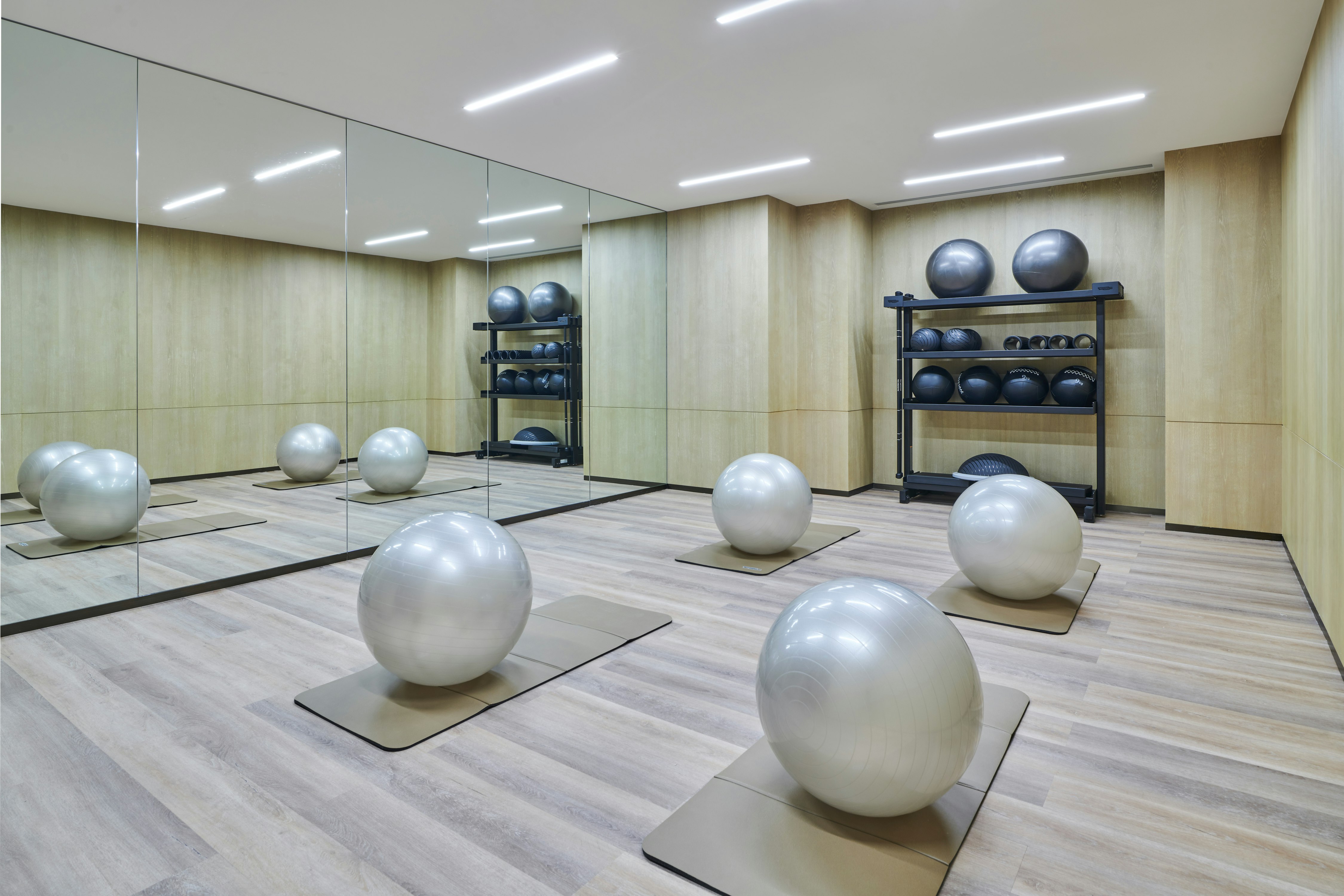 DoubleTree by Hilton Shenzhen Airport 14/35