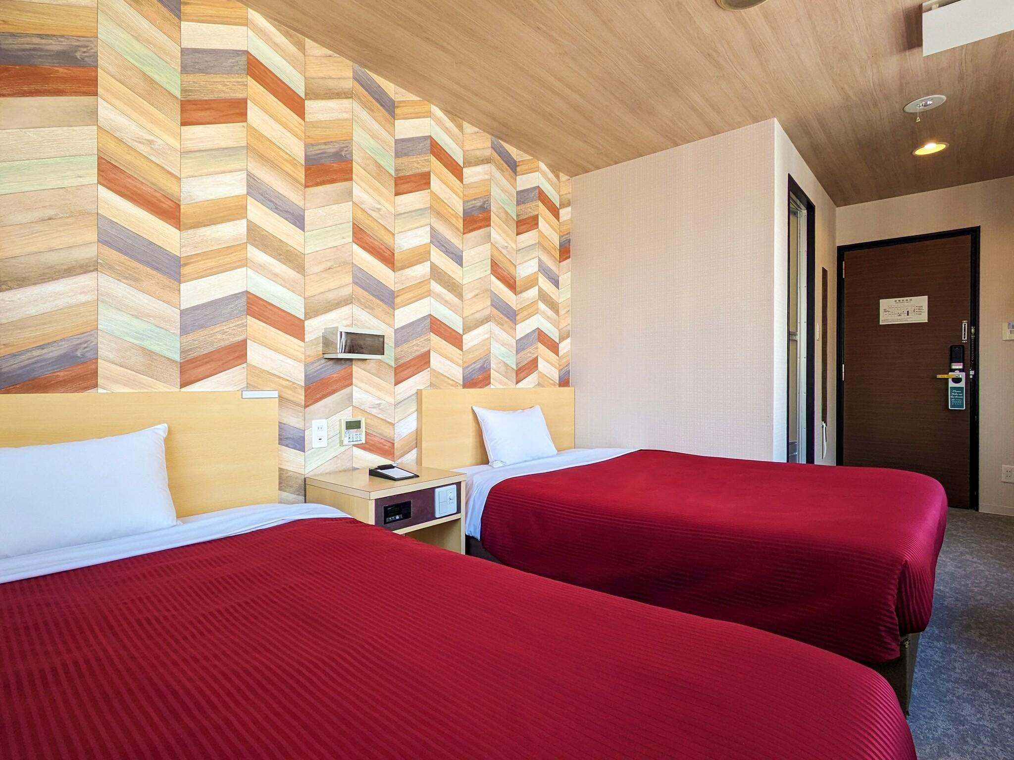 Renovated, 2 Double Beds, Electronic Cigarette Only, Smoking