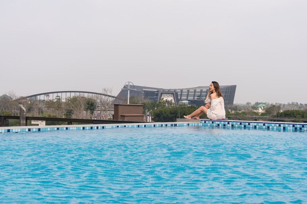 Evergreen Palace Hotel Chiayi 45/50