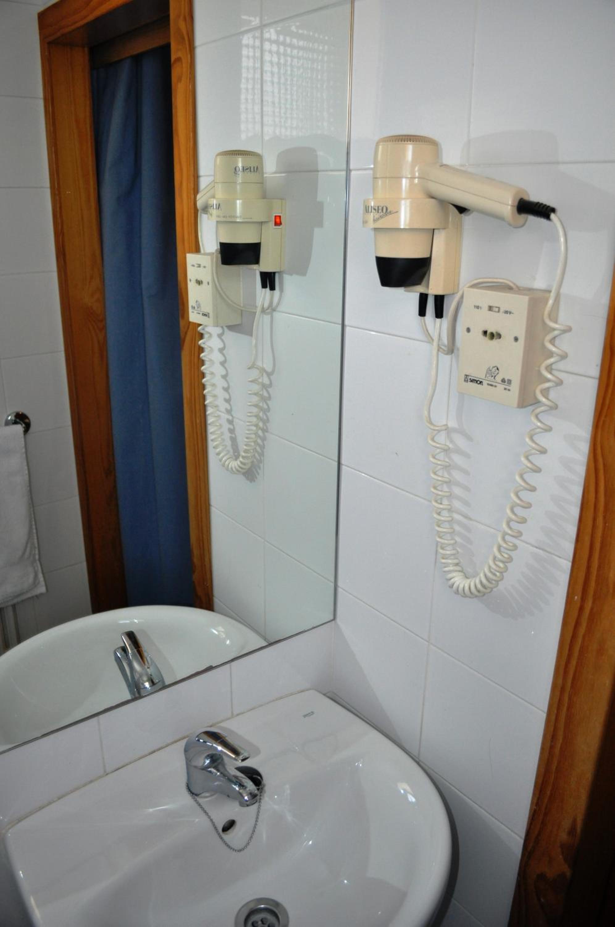 غرفة ثلاثية، Hotel Espana 5/5