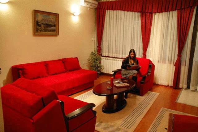 Tehnograd Hotel 35/55