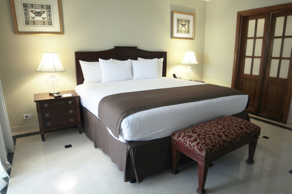 El Prado Hotel 24/62