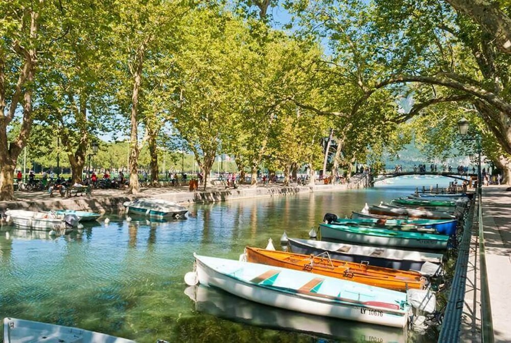 Hotel Du Palais de L Isle Annecy 66/77