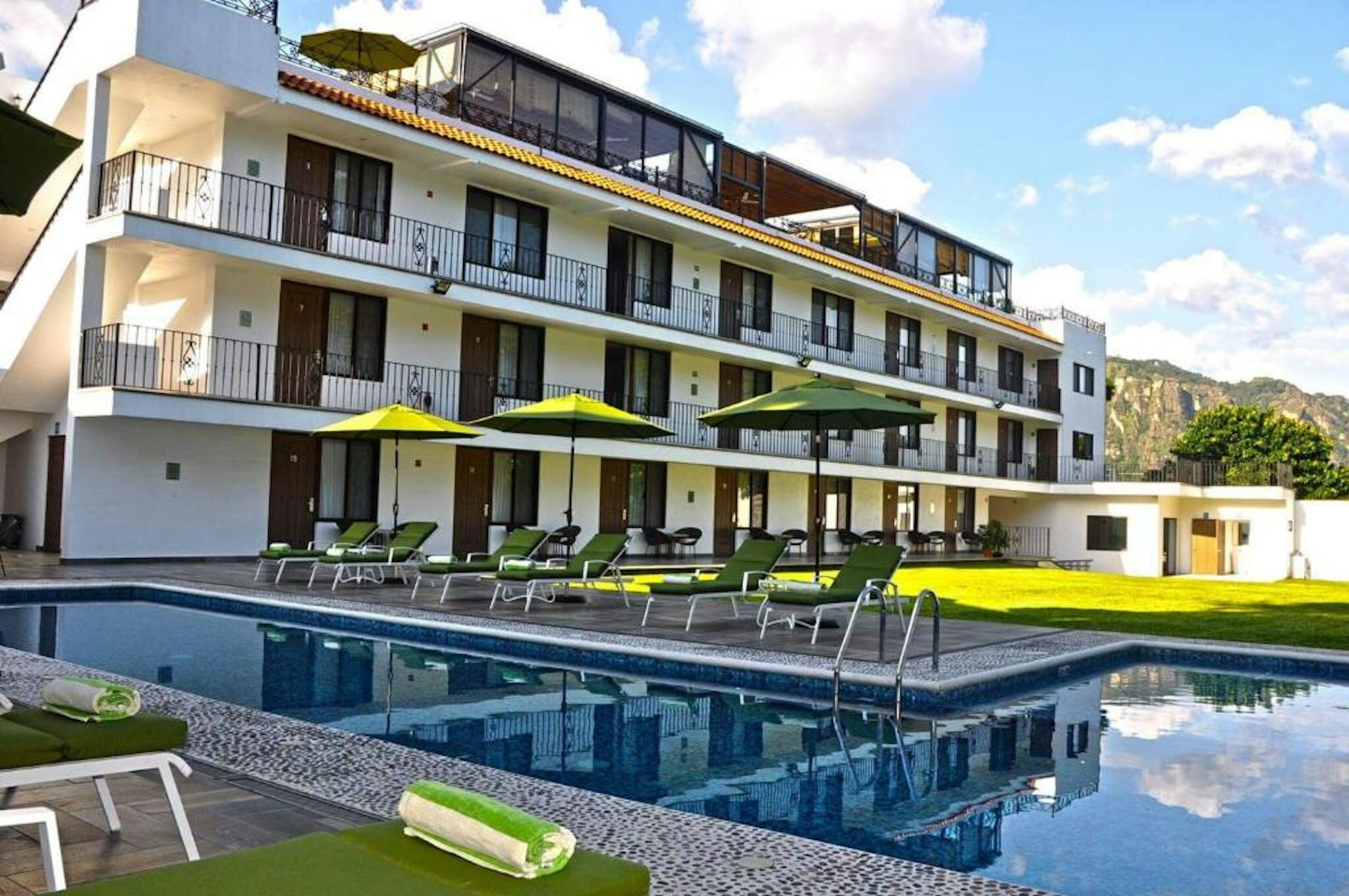 Hotel Las Puertas de Tepoztlan 4/30