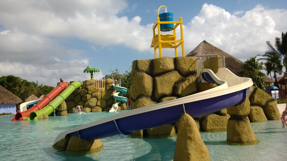 Grand Palladium Colonial Resort Spa All Inclusive 38/47