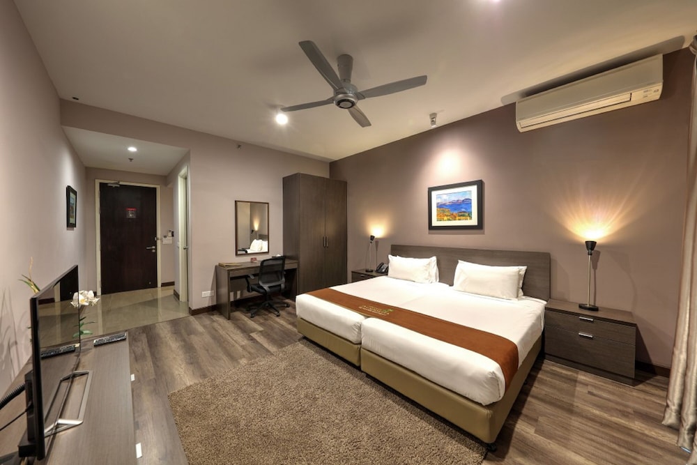 Acappella Suite Hotel 16/64