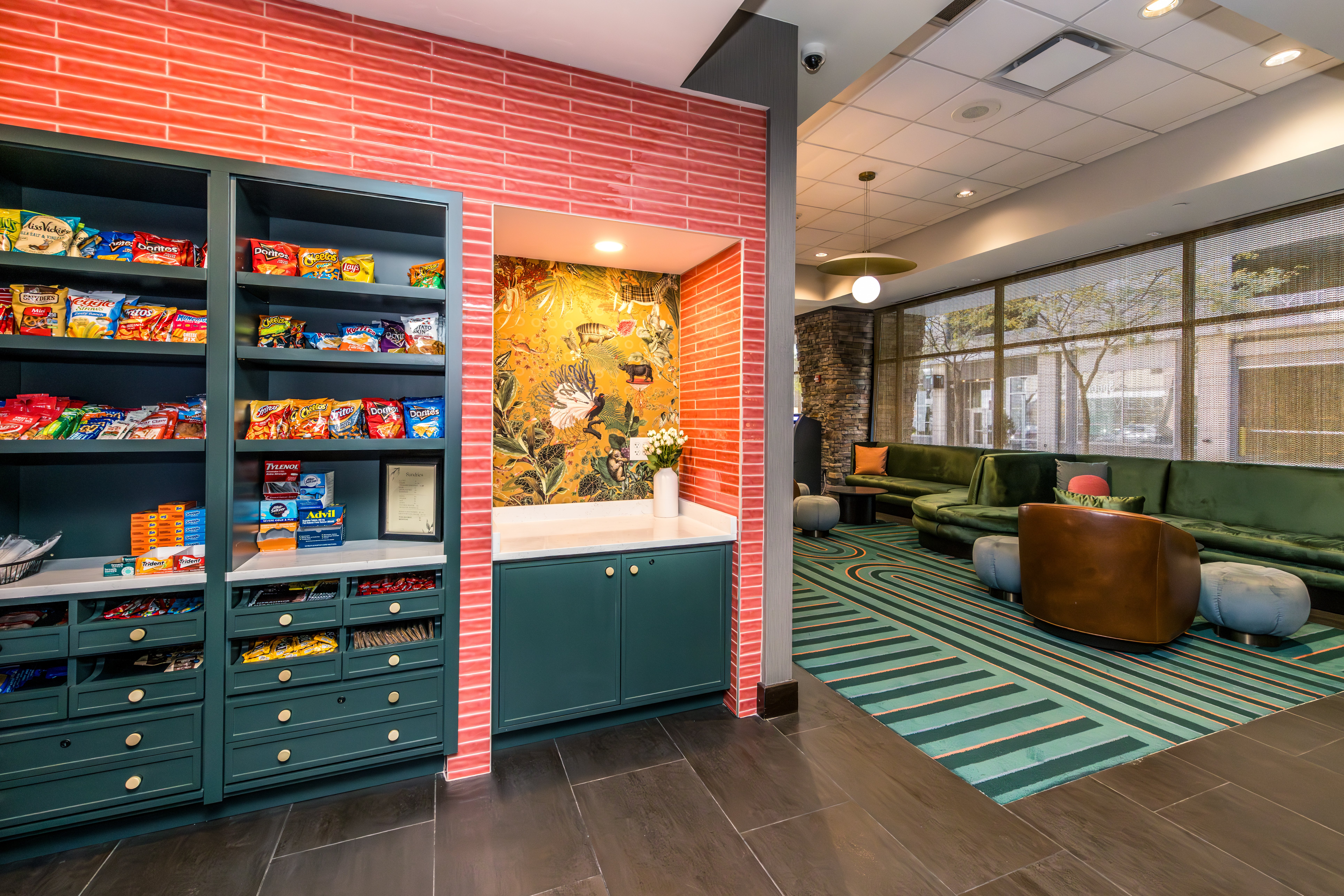 HOLIDAY INN HOTEL SUITES CINCINNATI DOWNTOWN 5/56