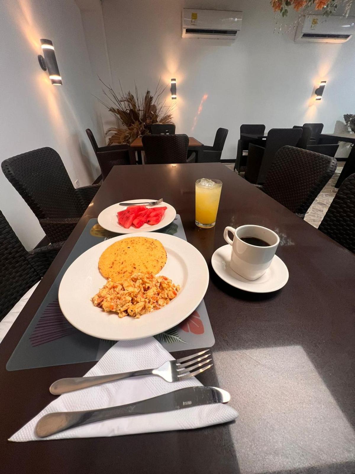 Hotel Zuriel Boutique 40/46
