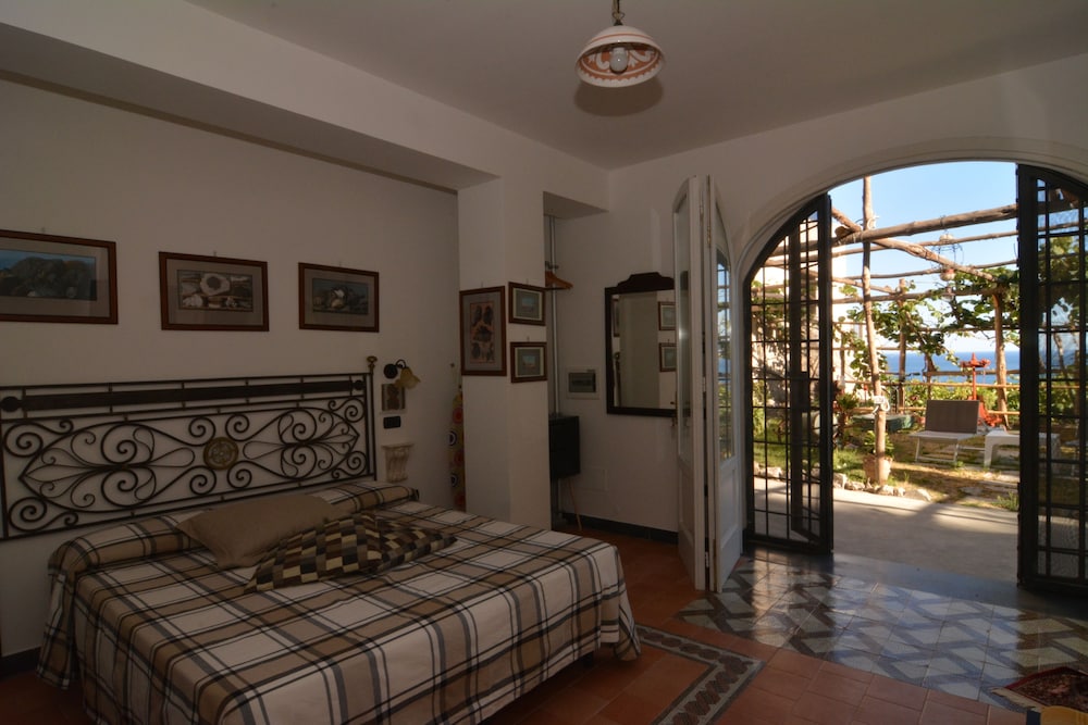 Bella Baia Relais 24/50