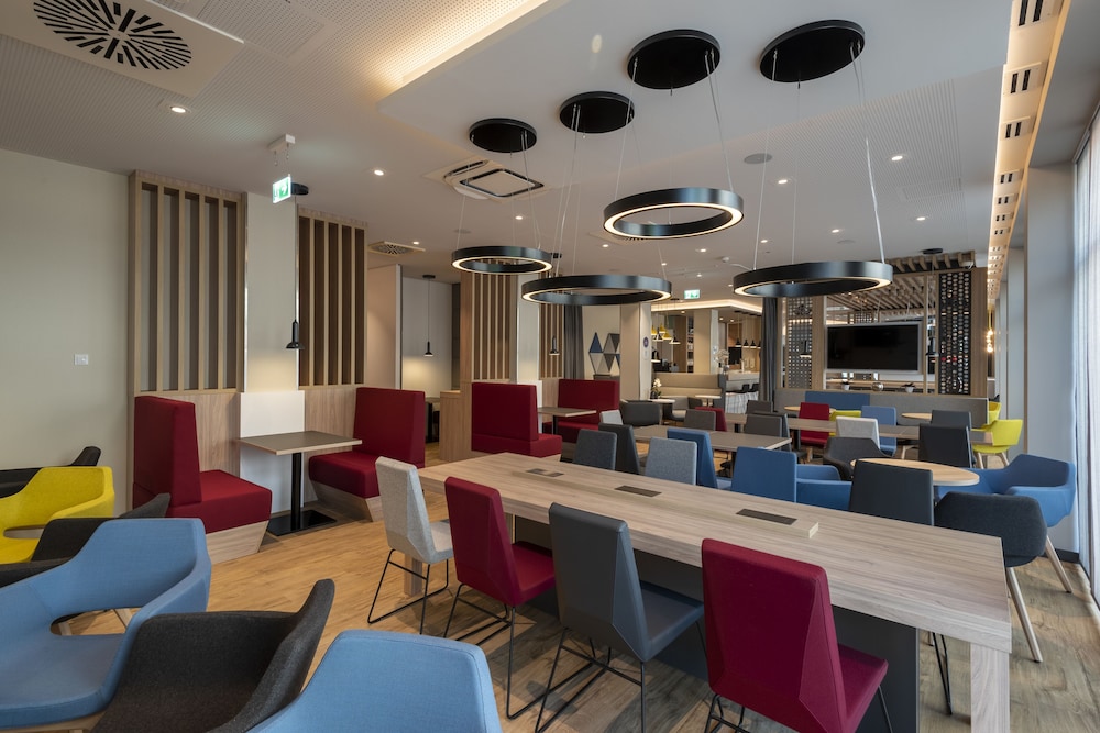 Holiday Inn Express Offenbach 60/68