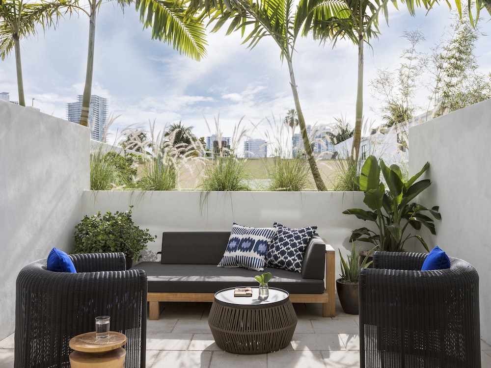 Anglers Hotel Miami Beach 56/78