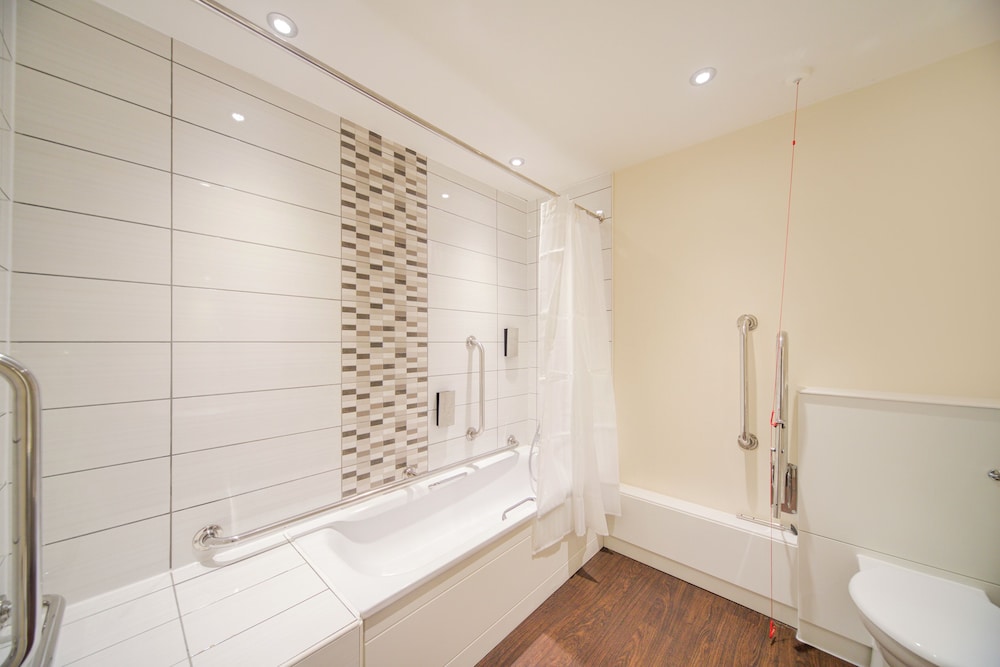 Belvilla Newport City Centre Hotel - Lifestyle 46/47