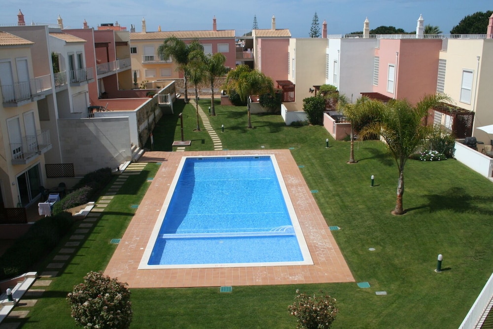 APARTAMENTOS THE OLD VILLAGE BY VILLAGE 4U 44/75