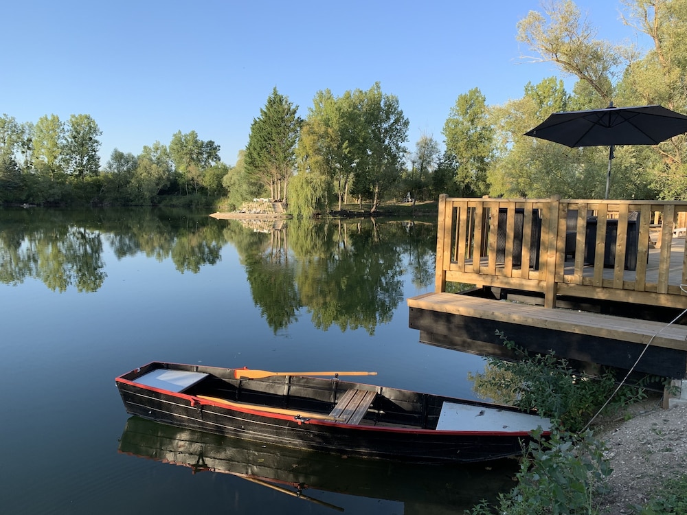 Les Etangs de la Bassee in GRAVON