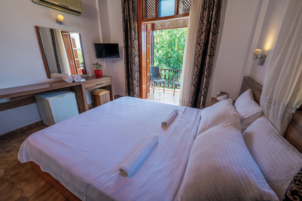 Hotel Palma Rosa 18/50
