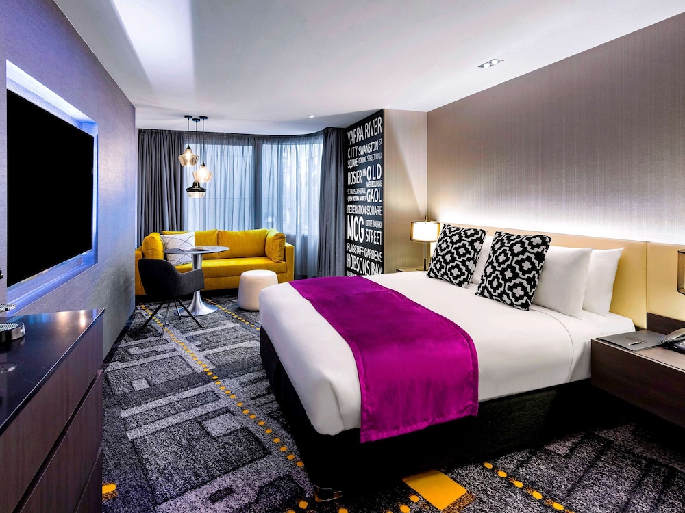 Pullman Melbourne City Centre 25/80