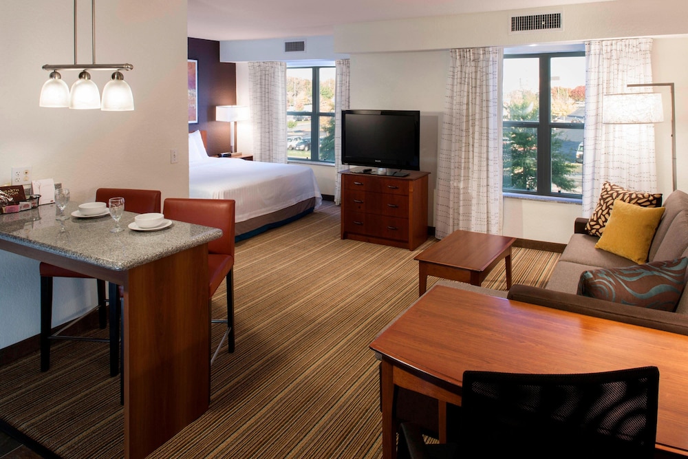 Residence Inn by Marriott Bentonville Rogers 17/23