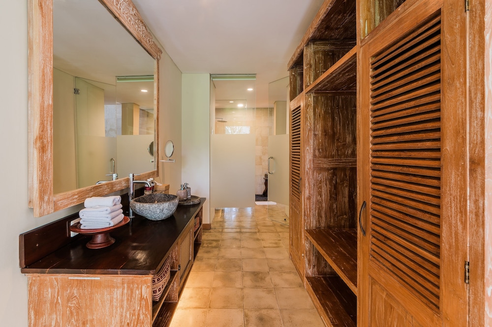 The Udaya Resort Spa 74/74