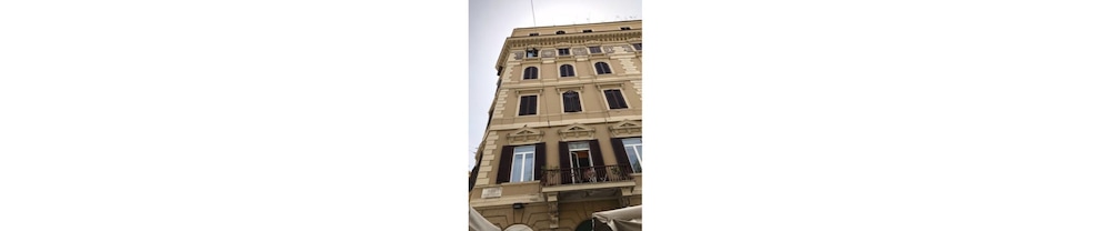 207 Inn 2/43