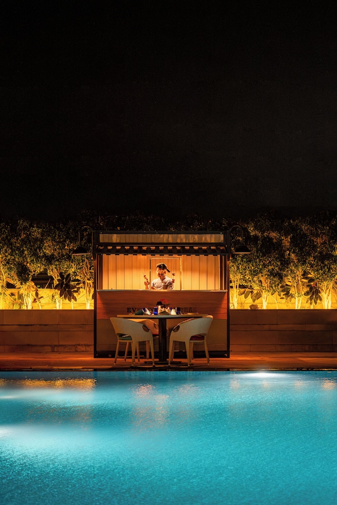Jkr Resort Spa 39/42