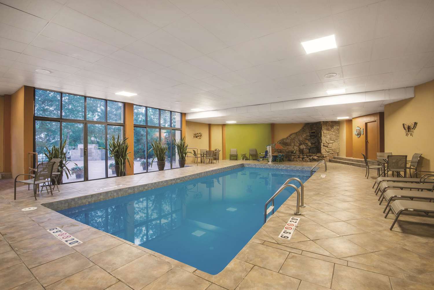 La Quinta Inn & Suites by Wyndham Silverthorne - Summit Co 10/20