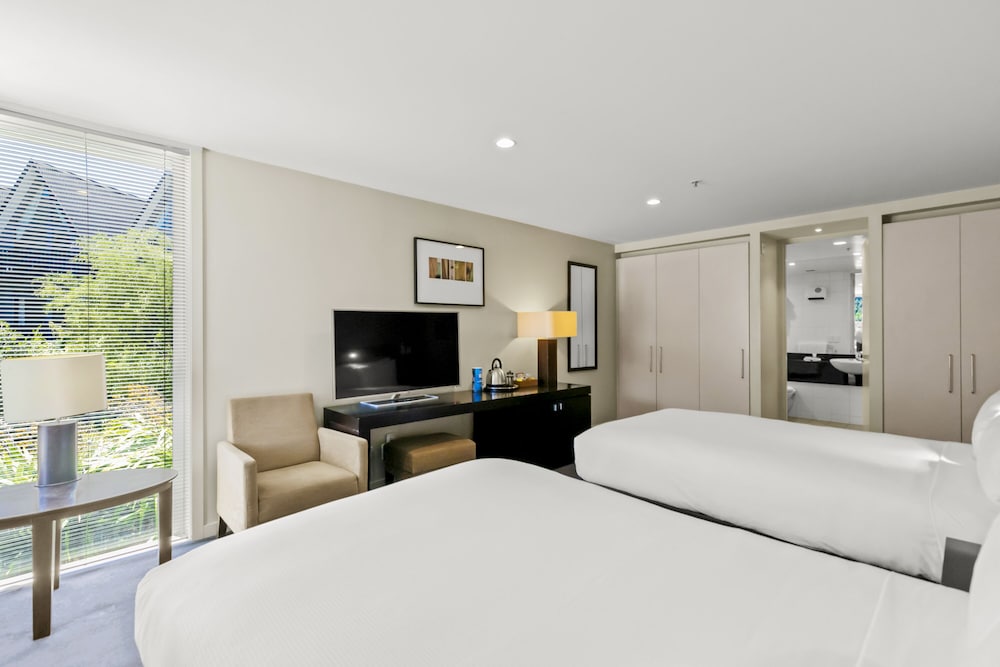 Scenic Suites Queenstown 15/57