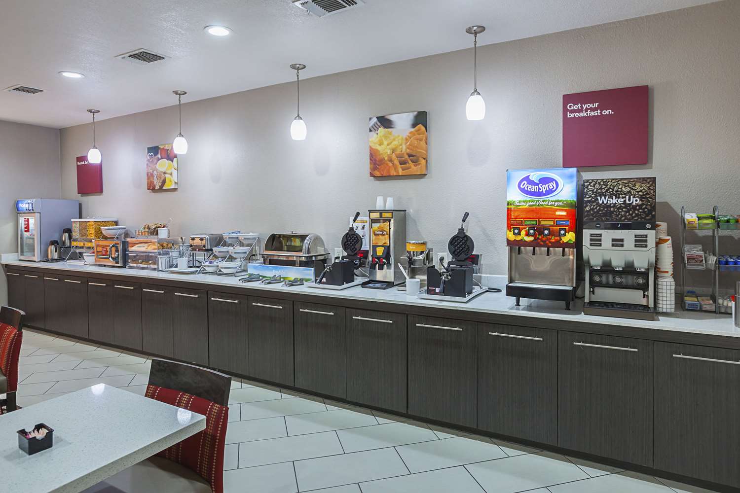 restaurant cafeteria