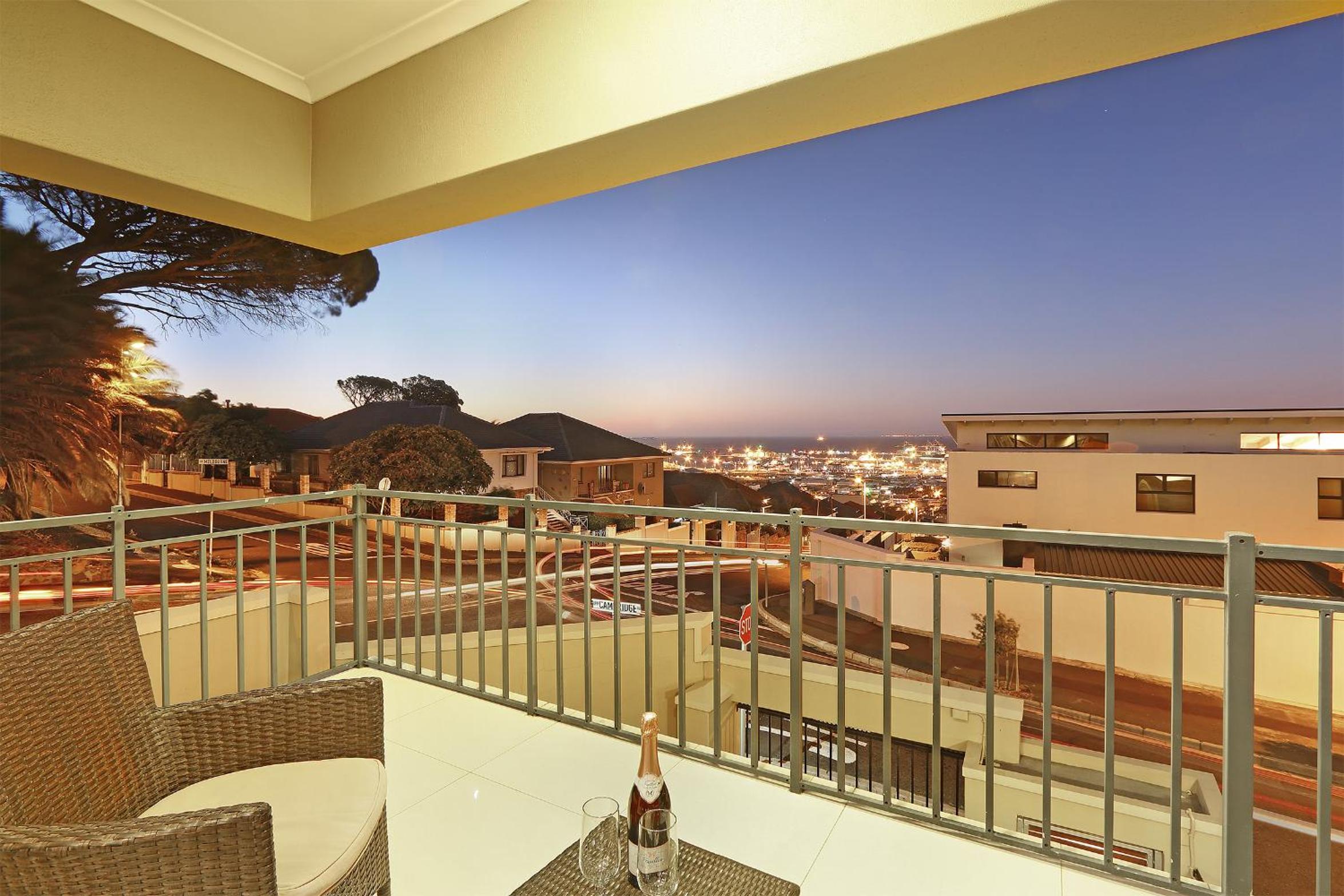 Star Apartments Cape Town 8/50