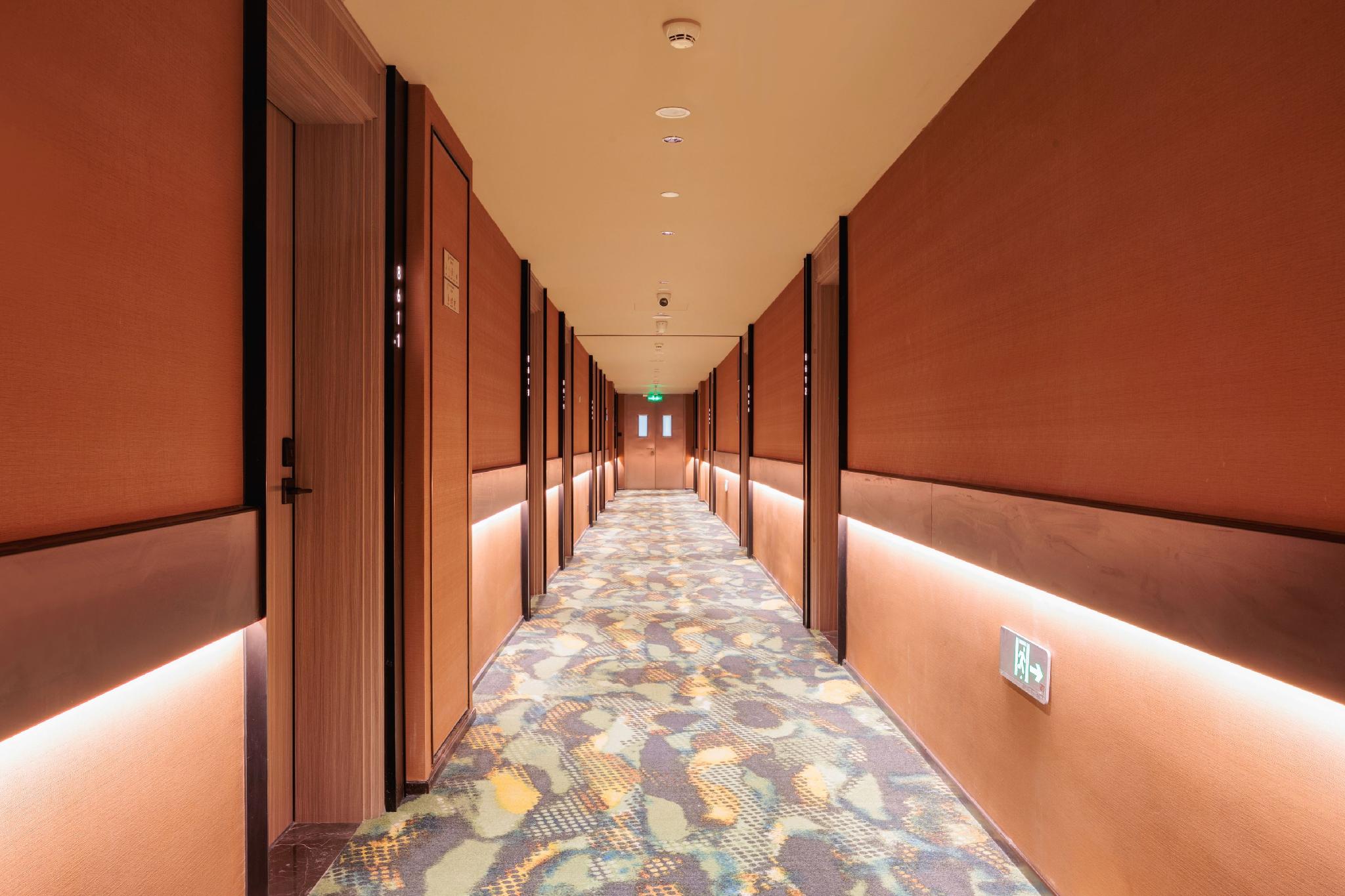Orange Hotel (Beijing South Railway Station Muxiyuan Subway Station) 24/31