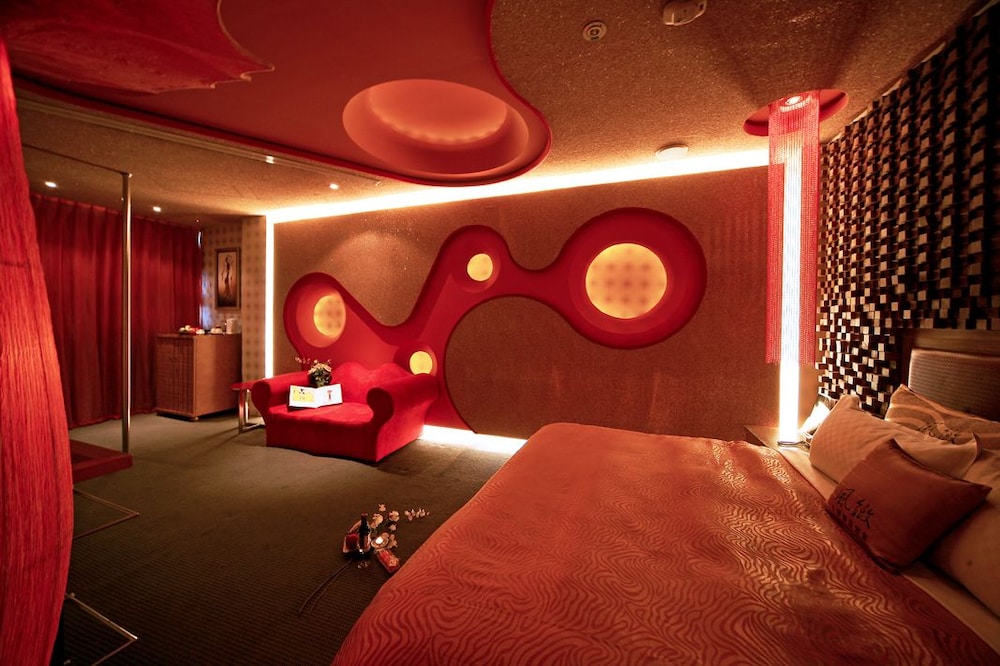 Fongchin Motel 6/44