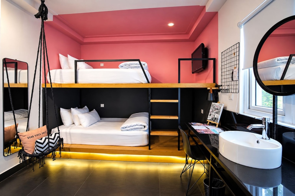 Nest, Deluxe, Twin Beds, Bunk Bed، The Hammock Hotel 3/6