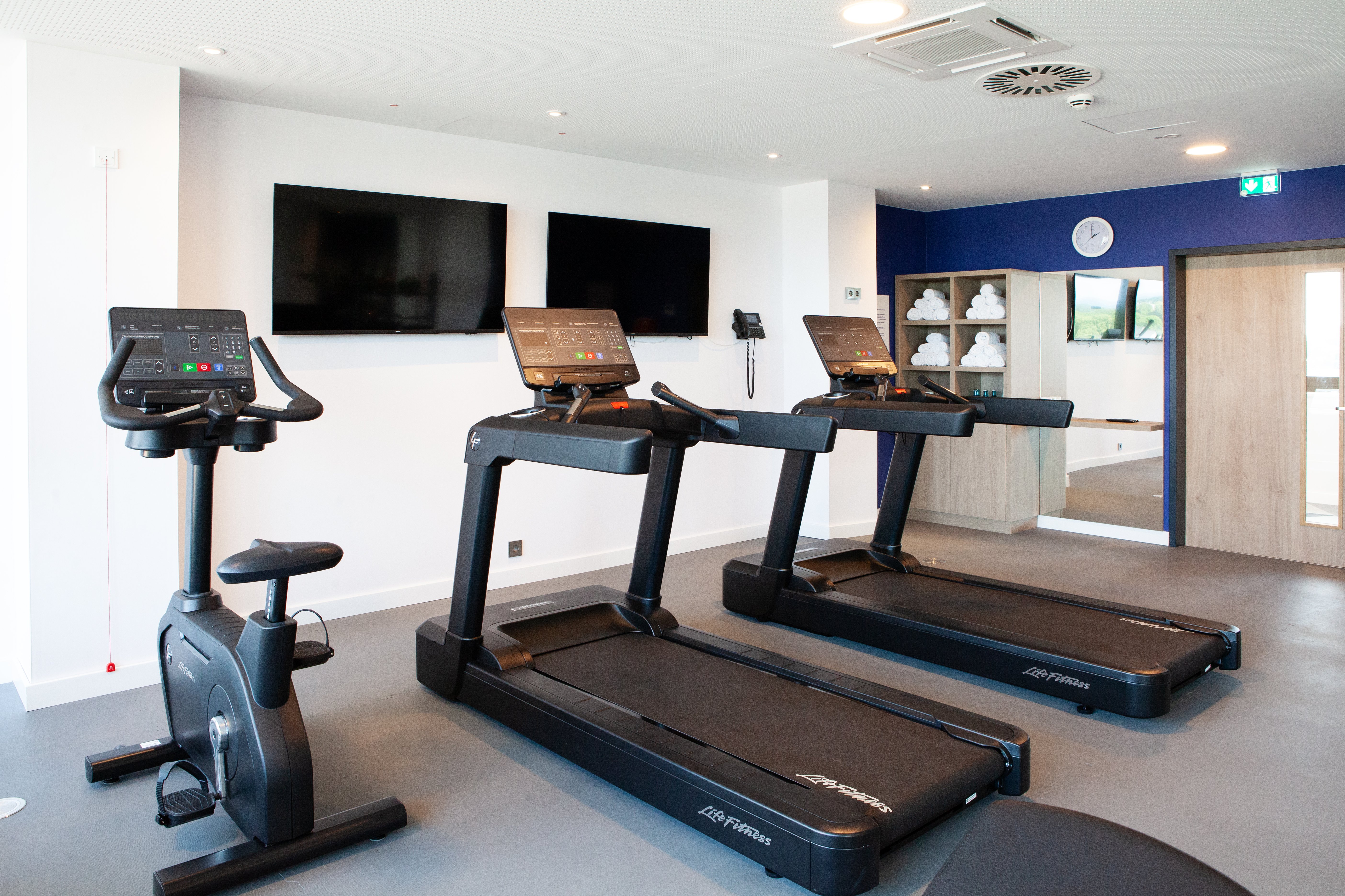 Holiday Inn Express & Suites Monheim am Rhein 8/28