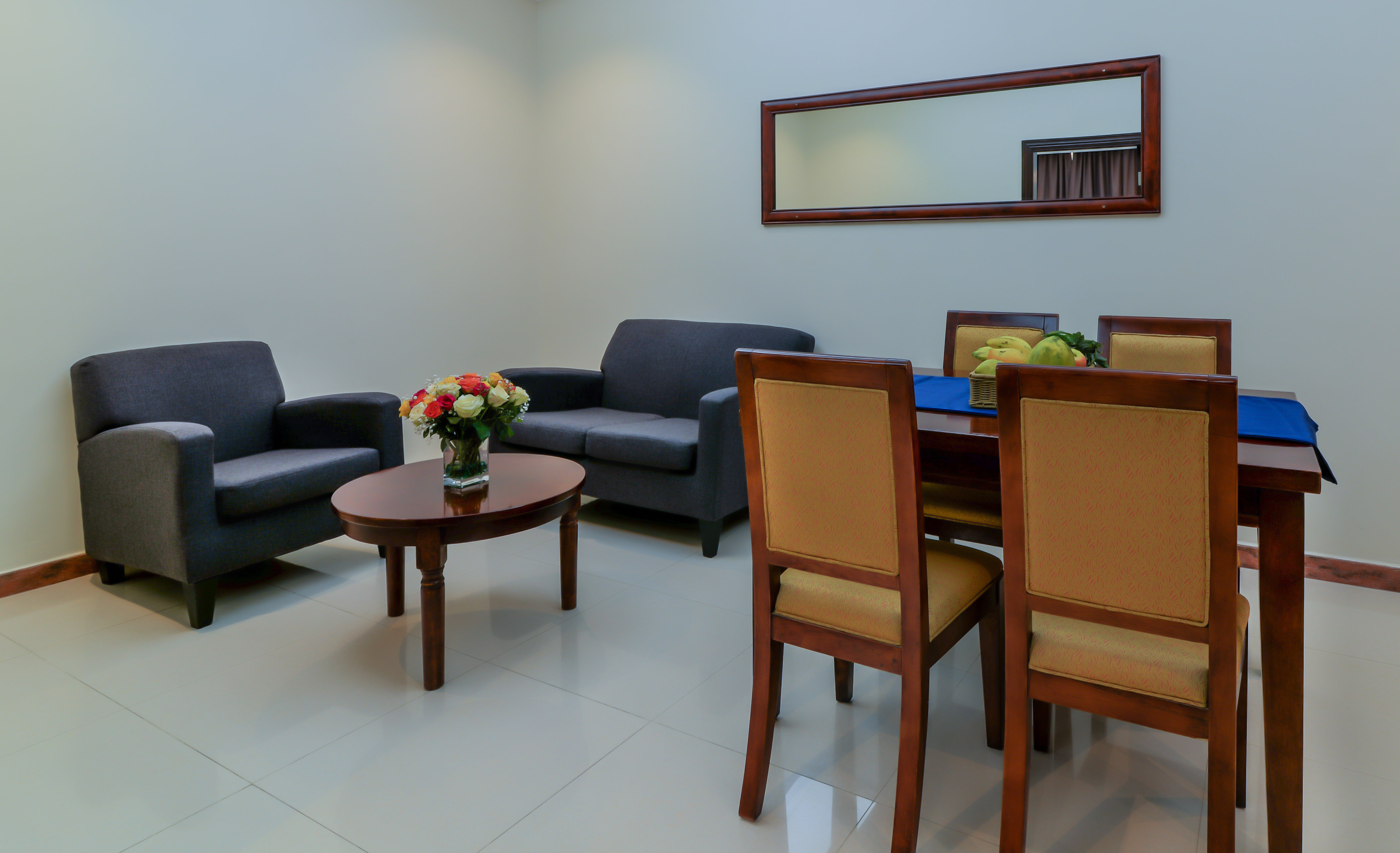 Tanzanite Executive Suites 30/40