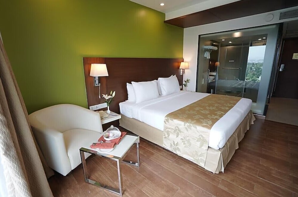 Ramee Grand 19/55